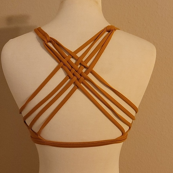 Lululemon Criss-cross straps sports bra size 6 - Picture 2 of 7